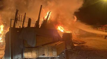 Erzincan’da Gece Yarısı Korkutan Yangın