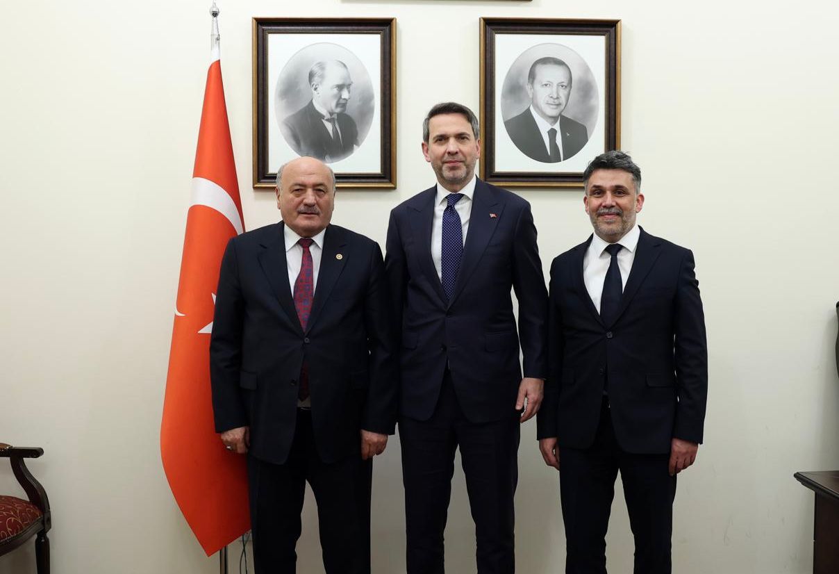AK Parti’den Ankara’da Kritik Ziyaret