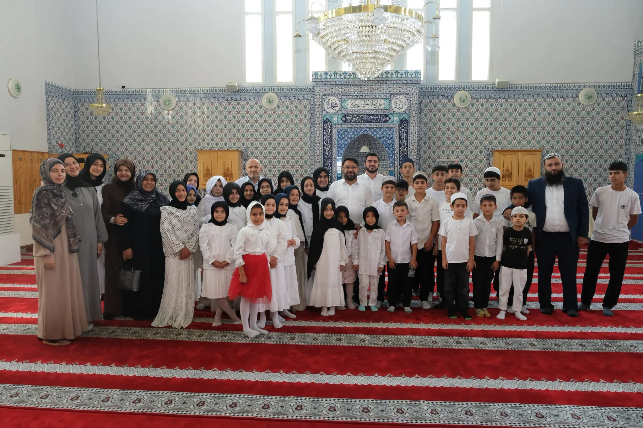 Minikler Kuran Kursunu Bitirdi